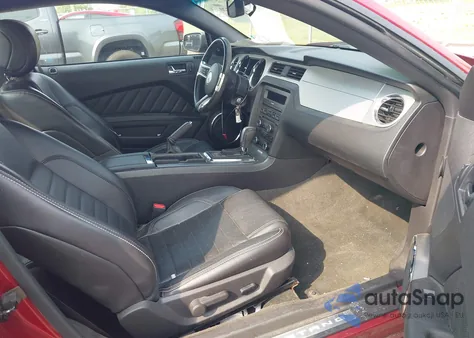 2014 Ford Mustang V6 Premium из США, поврежденный, VIN 1ZVBP8AM2E5286252